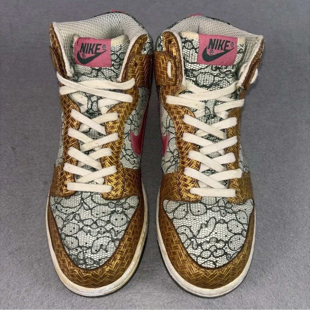 Nike Dunk High Premium Wmns Gold Lace‎ Floral Print Pink Swoosh Sneakers Size 9